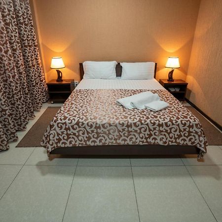 Rohat Hotel Chilonzor ทาชเคนต์ ภายนอก รูปภาพ