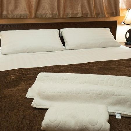 Rohat Hotel Chilonzor ทาชเคนต์ ภายนอก รูปภาพ