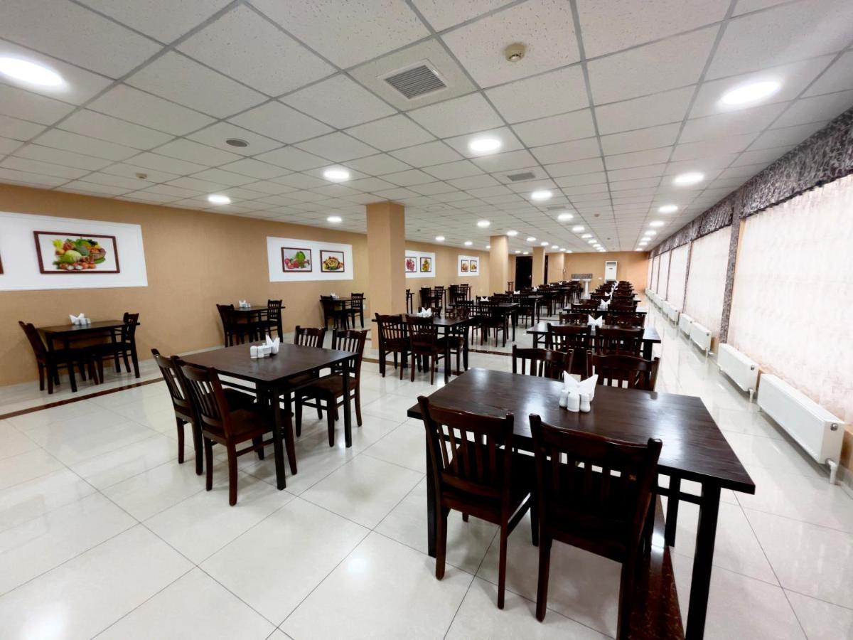 Rohat Hotel Chilonzor ทาชเคนต์ ภายนอก รูปภาพ