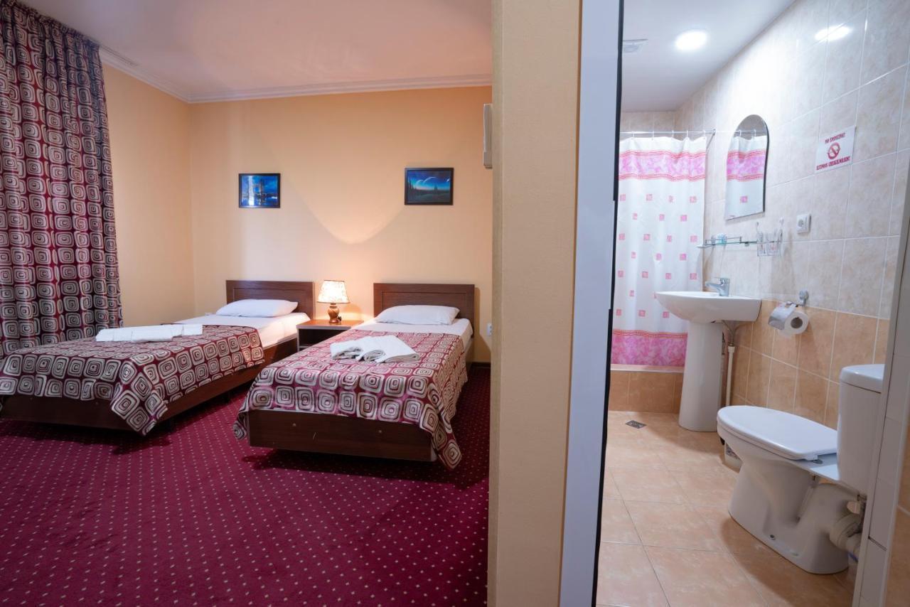 Rohat Hotel Chilonzor ทาชเคนต์ ภายนอก รูปภาพ