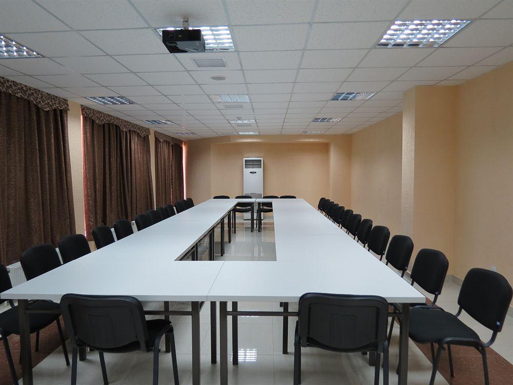 Rohat Hotel Chilonzor ทาชเคนต์ ภายนอก รูปภาพ