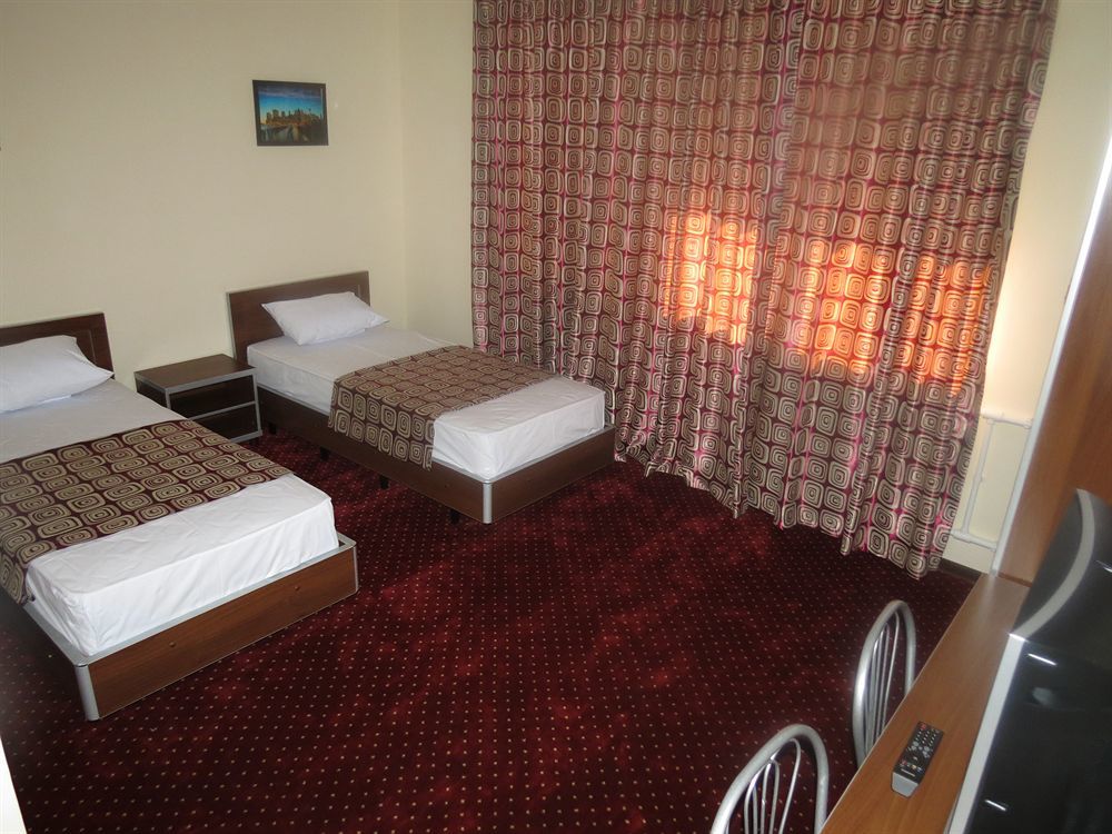 Rohat Hotel Chilonzor ทาชเคนต์ ภายนอก รูปภาพ